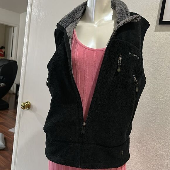Patagonia vest size S - Picture 1 of 6